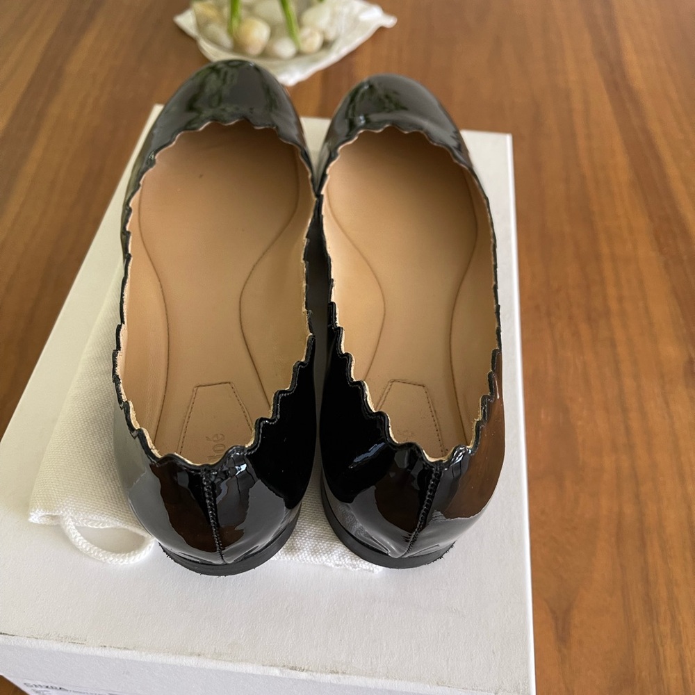 Chloe Glossy Black Scalloped Flats - Picture 6 of 6
